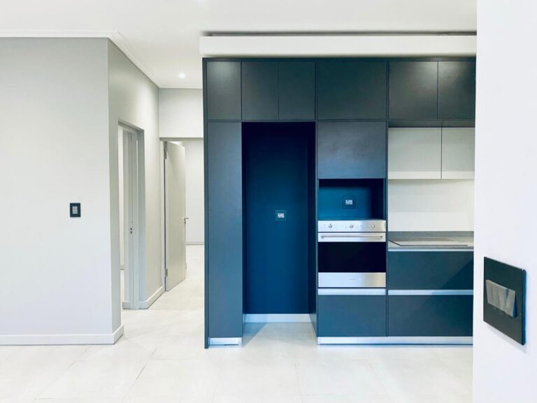 B Life 1.0 Interior Image 006