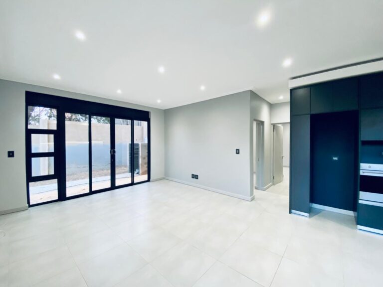 B Life 1.0 Interior Image 007